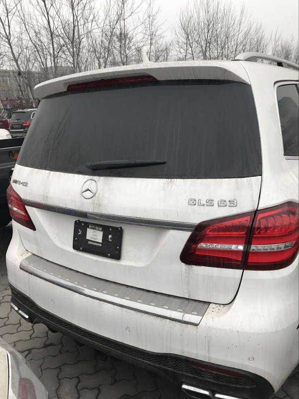 17款加版奔驰GLS63AMG 巅峰直降天津现车-图4