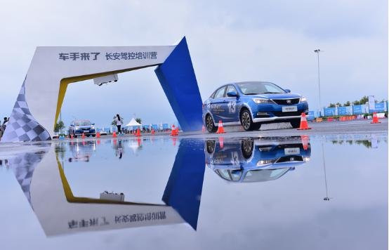 长安汽车打造专属中国品牌的赛车文化-图2