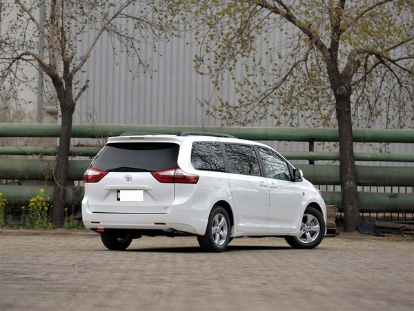 2017款豐田塞納熱賣 舒適商務(wù)現(xiàn)車降價(jià)中-圖3