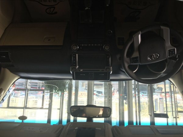 2017款豐田霸道4000/2700 國內(nèi)現(xiàn)車第1批-圖8