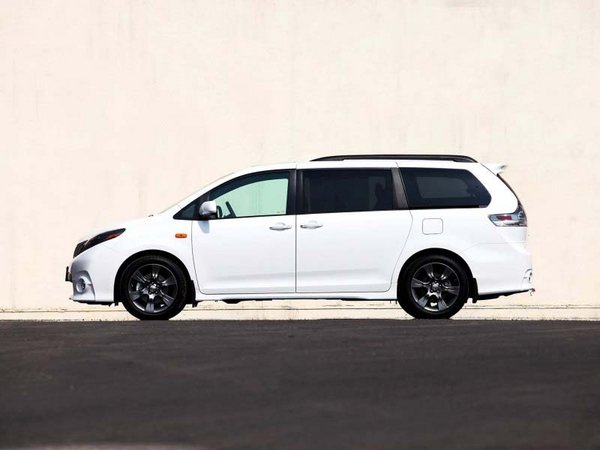 2017款豐田塞納商務(wù)現(xiàn)車 降價促銷倒計時-圖3