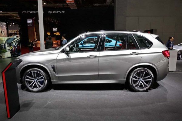 全新宝马X5天津现车 加版M包豪配仅76万-图2