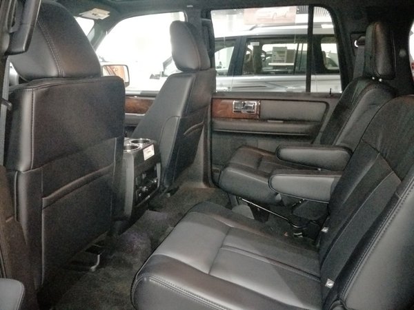 17款林肯領航員價格 上乘商務車王者歸來-圖6