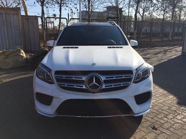 17款奔馳GLS450配置 奔馳盛惠來襲可分期-圖2