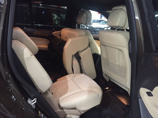 2017款奔馳GLS450報價 爆降現(xiàn)車港口批發(fā)-圖9