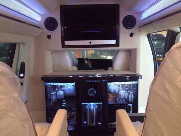 进口GMC豪华版商务房车 GMC内舱奢华座驾-图7