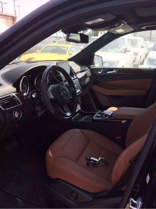 2017款奔馳GLS450 梅賽德斯豪車特價(jià)99萬(wàn)-圖5