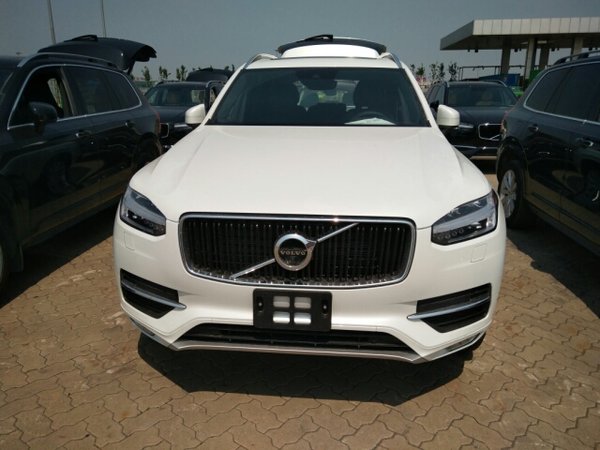 全新款沃尔沃XC90靓丽外表 逼格折扣立减-图1