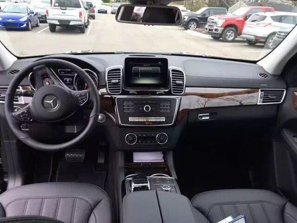 2017款奔馳GLS450美規(guī)車(chē) 節(jié)后降價(jià)擋不住-圖4