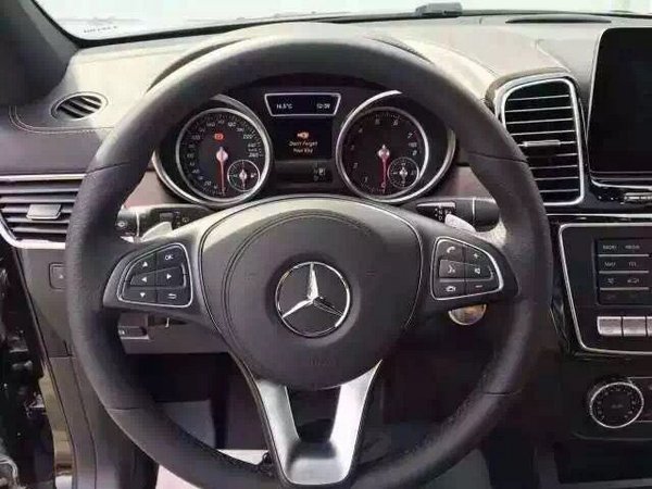 17款奔驰GLS450最顶配现车价优 省购置税-图4