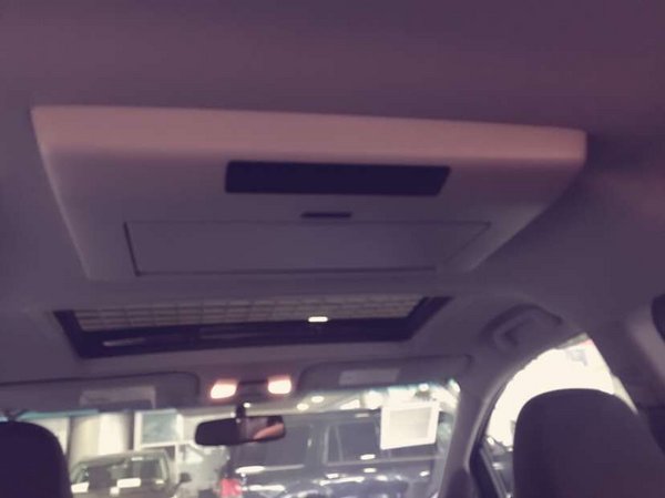 16款豐田塞納商務(wù)配置 48萬現(xiàn)車港口首降-圖5