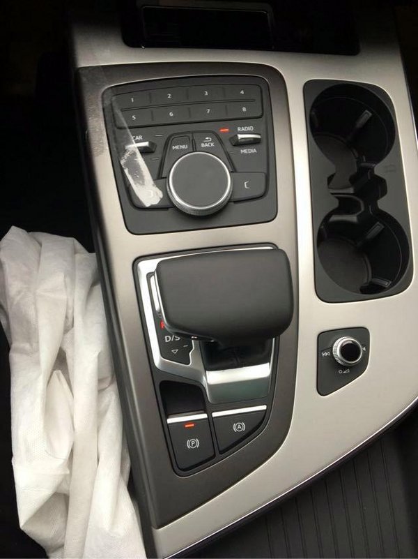 2017款奥迪Q7春季狂欢购 全尺寸SUV特价-图5