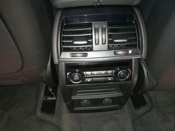 17款加版宝马X5M版解读 3.0五座气质非凡-图7