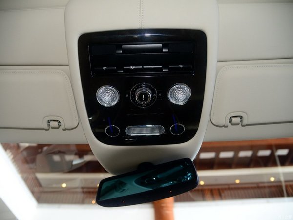 宾利飞驰V8S激情极速体验 颜色全利润低-图7