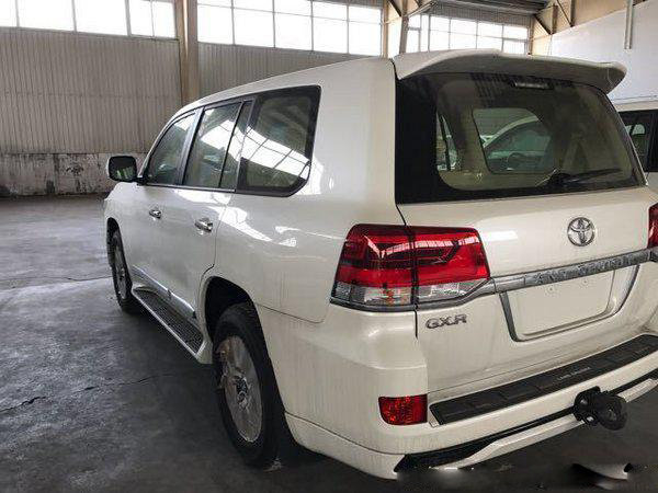 16款豐田酷路澤4000 V6逆降再掀降價(jià)風(fēng)潮-圖4