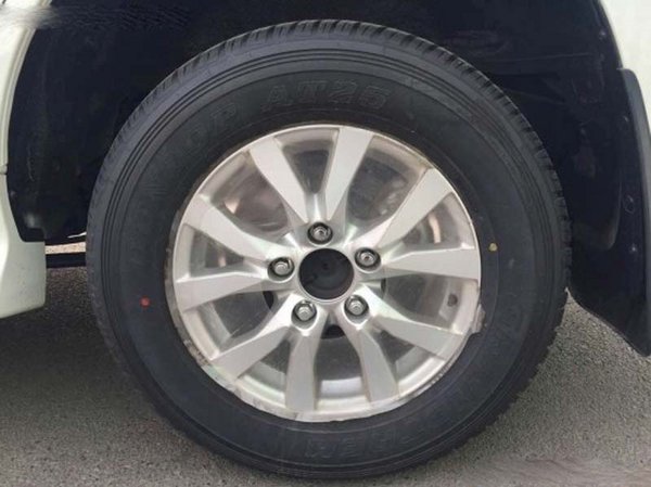 16款丰田酷路泽4600现车 天津低惠V8陆巡-图3