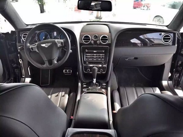 17款宾利飞驰品质豪车 V8元旦优惠送礼包-图4