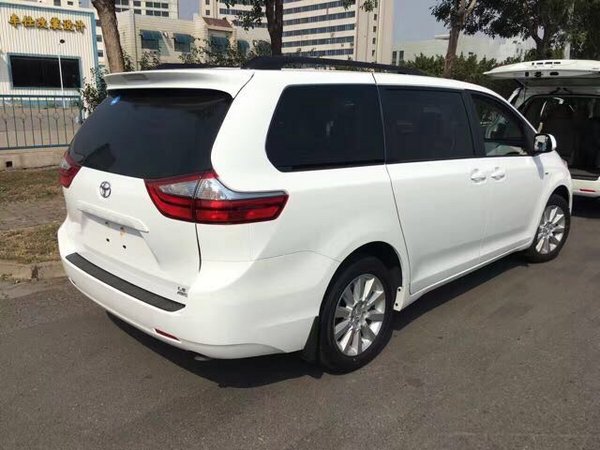 2017款豐田塞納現(xiàn)車 時尚MPV天津港價格-圖7