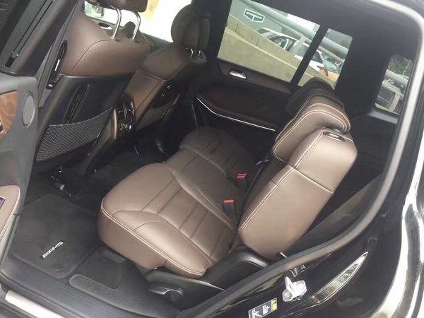 2017款奔馳GLS63現(xiàn)車 240萬金屬漆新配置-圖7