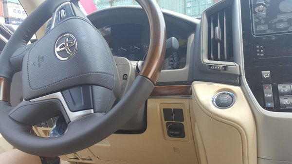 16款中東酷路澤4600底掛標(biāo)配 金色V8價(jià)格-圖4
