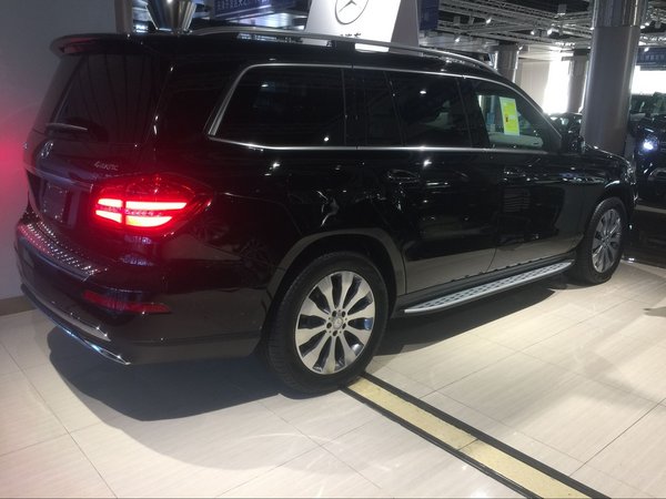 17款奔馳GLS450報(bào)價(jià) 王者之風(fēng)盡顯更劃算-圖4
