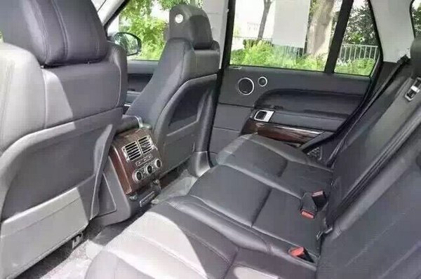16款路虎进口车105万 行政揽胜销量爆棚-图5