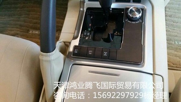 2016款豐田酷路澤4000 對比途樂不分伯仲-圖6