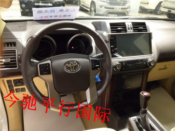 進口霸道2700中東實體展廳銷售 全國分期-圖4
