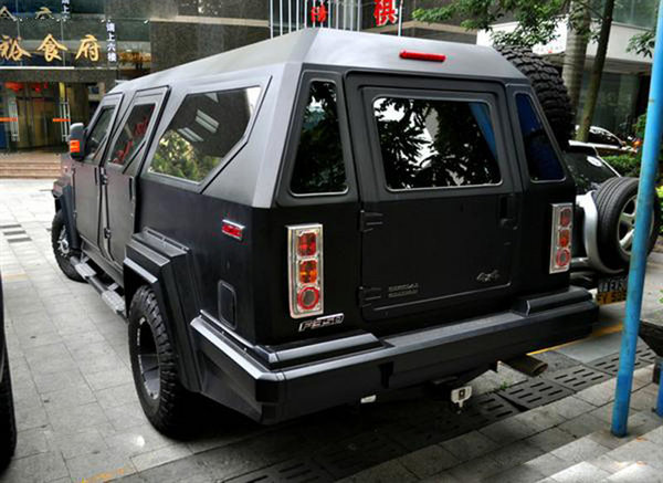 16款乔治巴顿SUV 顶级怪兽港口一台彪悍-图3