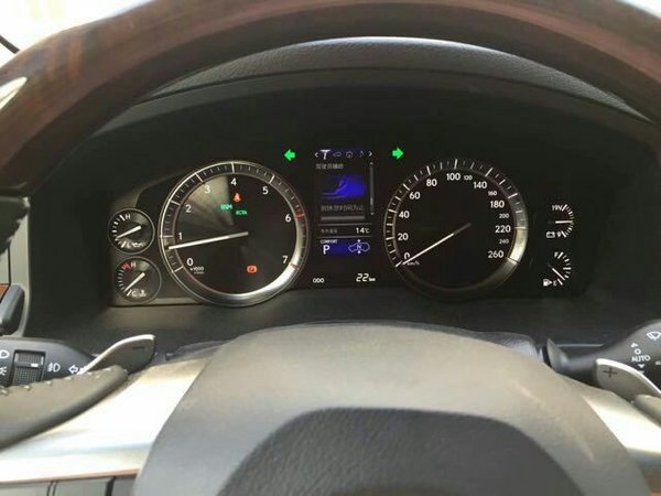 17款雷克薩斯LX570 頂配SUV157萬(wàn)可分期-圖5