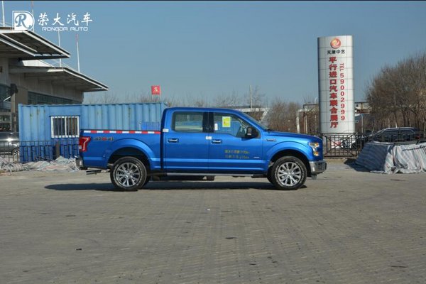 福特F150XLT中东35.8万起 元旦皮卡特价-图5