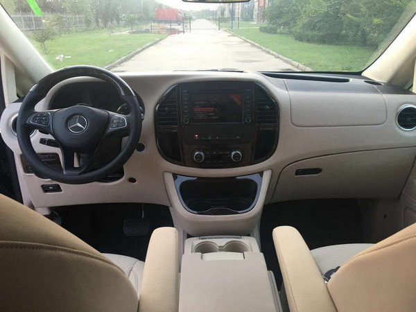 16款奔馳麥特斯Metris房車 內(nèi)艙配置曝光-圖4