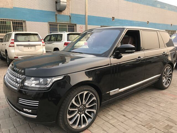 17款路虎揽胜创世加长版 尊享4人奢华座-图2