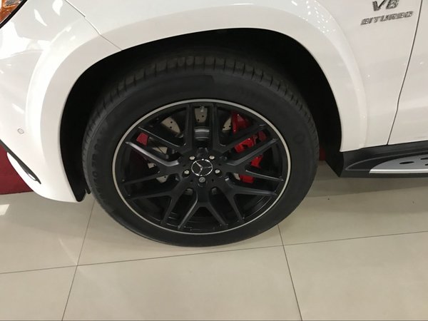 17款奔馳GLS63AMG資訊 底價專賣港口現(xiàn)車-圖3