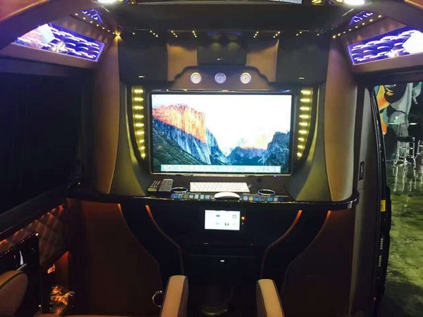 奔驰Vito威霆商旅车 7座大空间配置齐全-图6