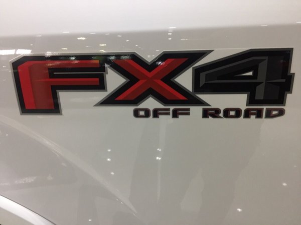2016款福特猛禽F150白金版 强悍FX4皮卡-图3