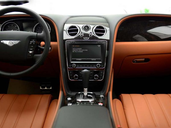 2017款宾利飞驰V8 豪华绽放有品位有档次-图6