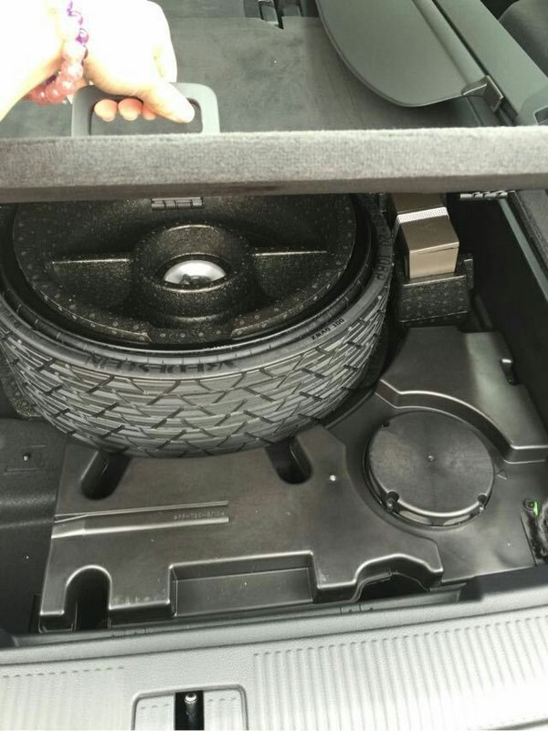 2017款奧迪Q7現(xiàn)車 時代更新升級Q7新行情-圖5