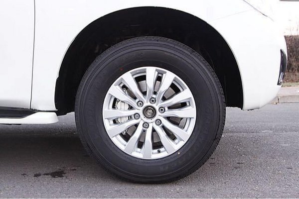 2016款日產(chǎn)途樂Y62 5.6L中東XE僅68.5萬-圖7