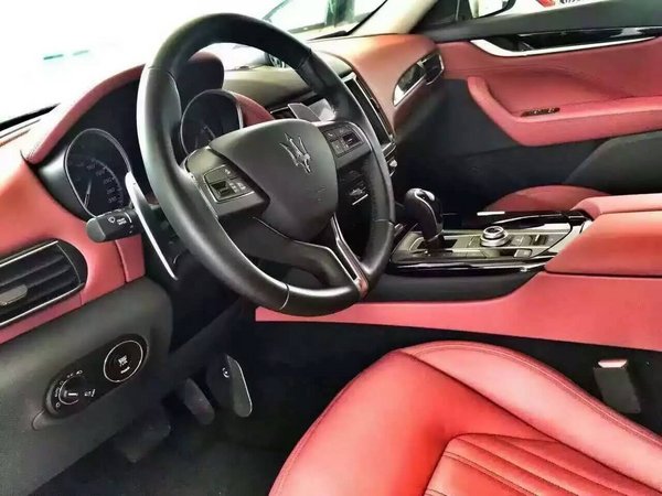 17款瑪莎拉蒂LEVANTE 現(xiàn)車95萬一口價SUV-圖4