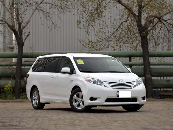 2016款豐田塞納四驅(qū)兩驅(qū) 商務(wù)現(xiàn)車37萬起-圖3