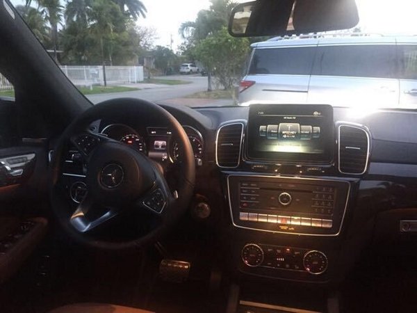 2017款奔馳GLS450現(xiàn)車 中秋越野折扣熱潮-圖6