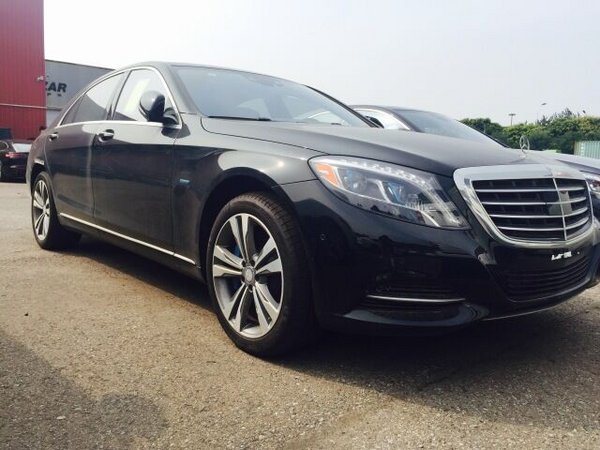 奔驰S550e高级轿车 任性钜惠脱光热销中-图2