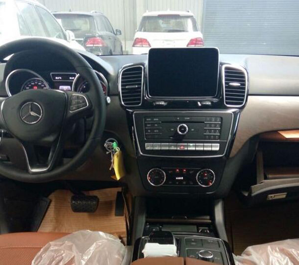 17款奔驰GLE400加版优惠价格不可思议-图3