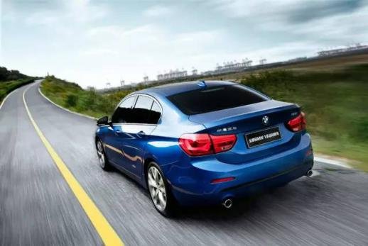全新BMW 1系运动轿车预售价最低20.5万起-图4