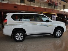 豐田霸道2700中東版 33萬起天津現(xiàn)車來襲-圖4