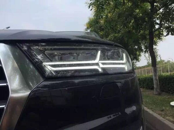 2016款?yuàn)W迪Q7汽油3.0 現(xiàn)車(chē)64萬(wàn)真實(shí)價(jià)格-圖7