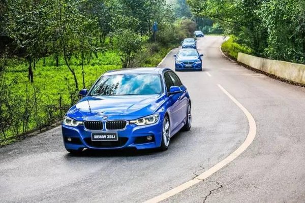 【2017新BMW 3系挑战中国最美弯道媒体试驾