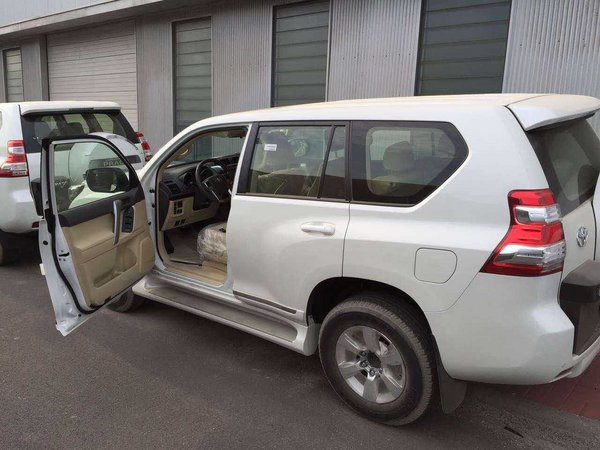 16款豐田霸道2700特降 貸款購(gòu)車(chē)超值促銷(xiāo)-圖5