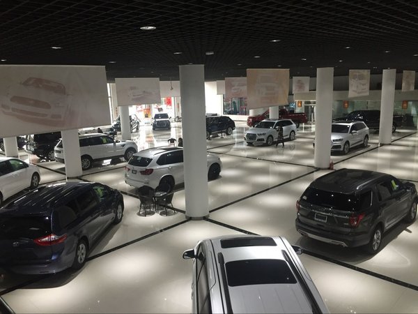 宾利添越报价 气场轩昂SUV388万最低价售-图3